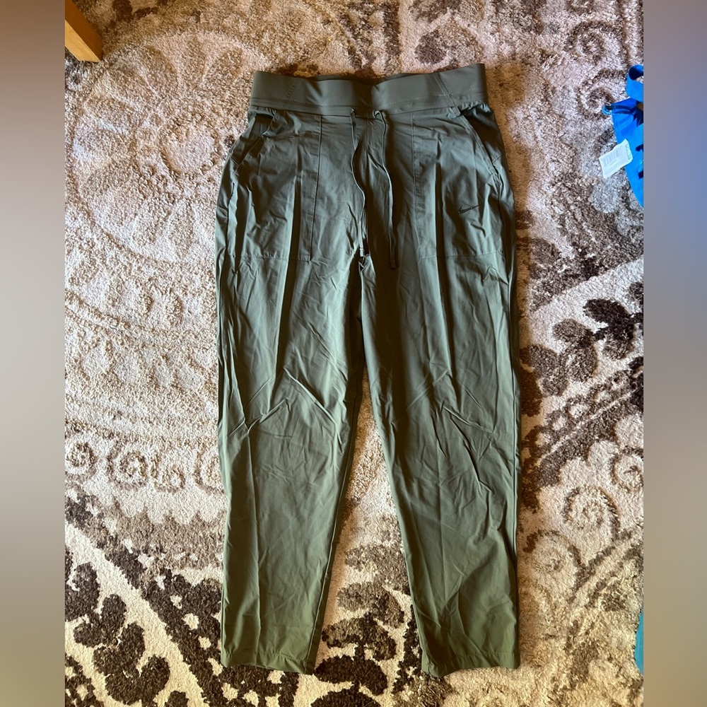 Nike athletic pants